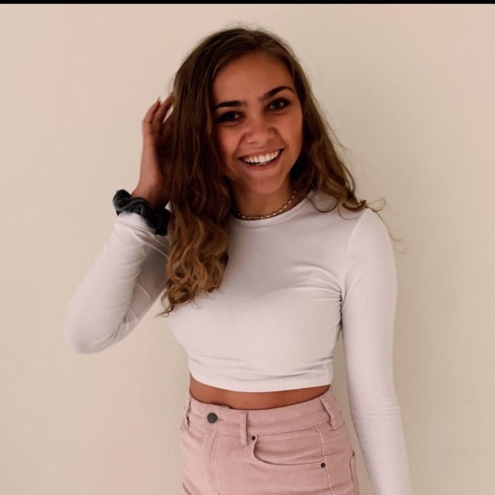 Meet your Posher, Ariana